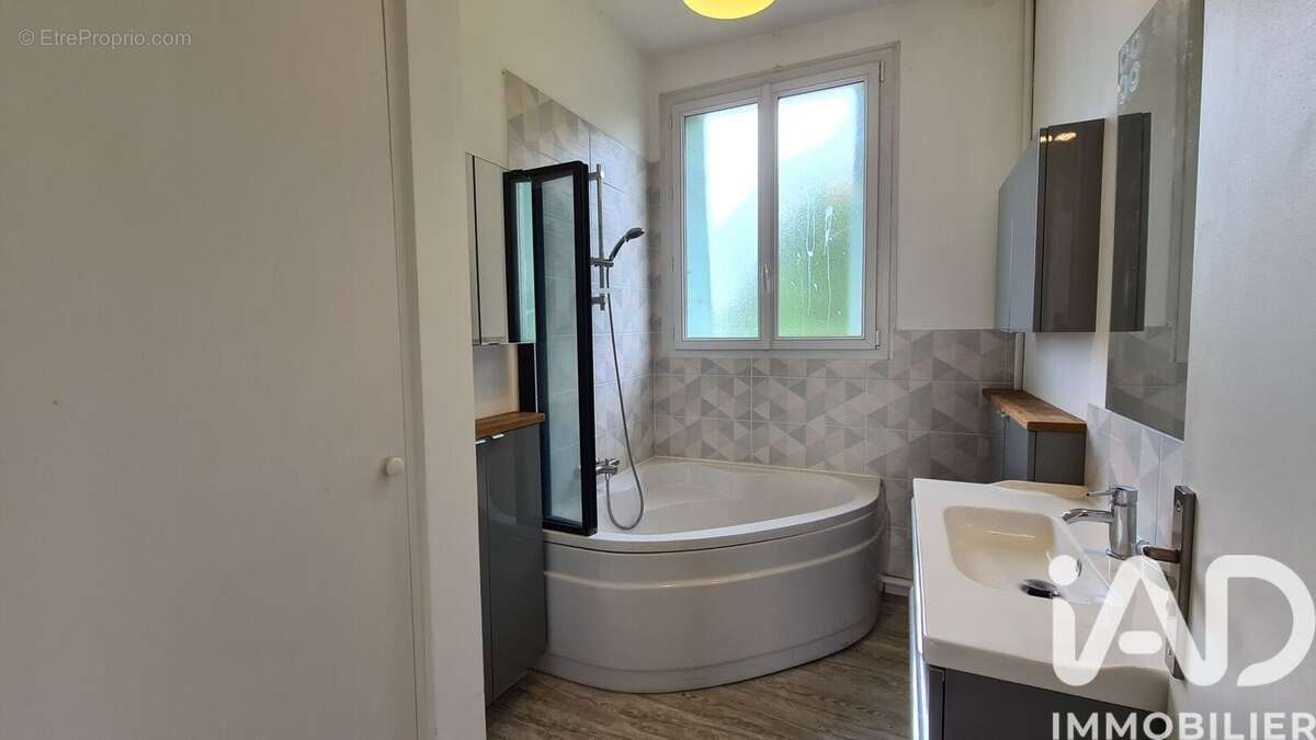 Photo 6 - Maison à BRESSOLS