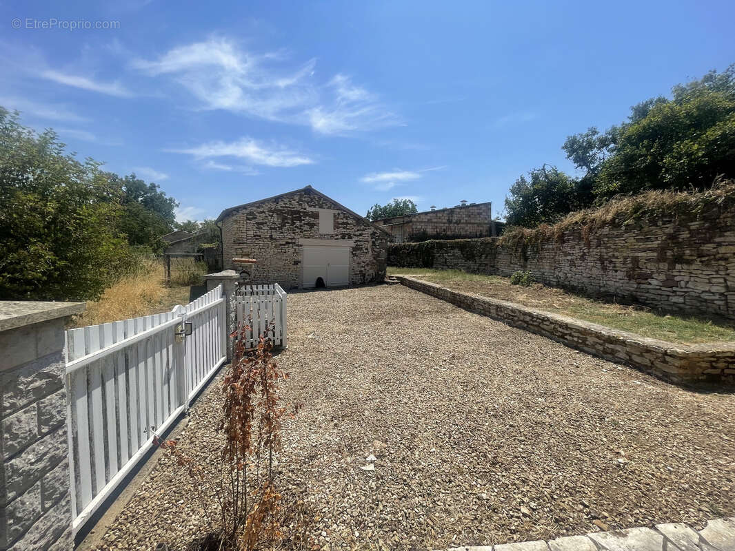 Maison de campagne au calme d une impasse - photo 3