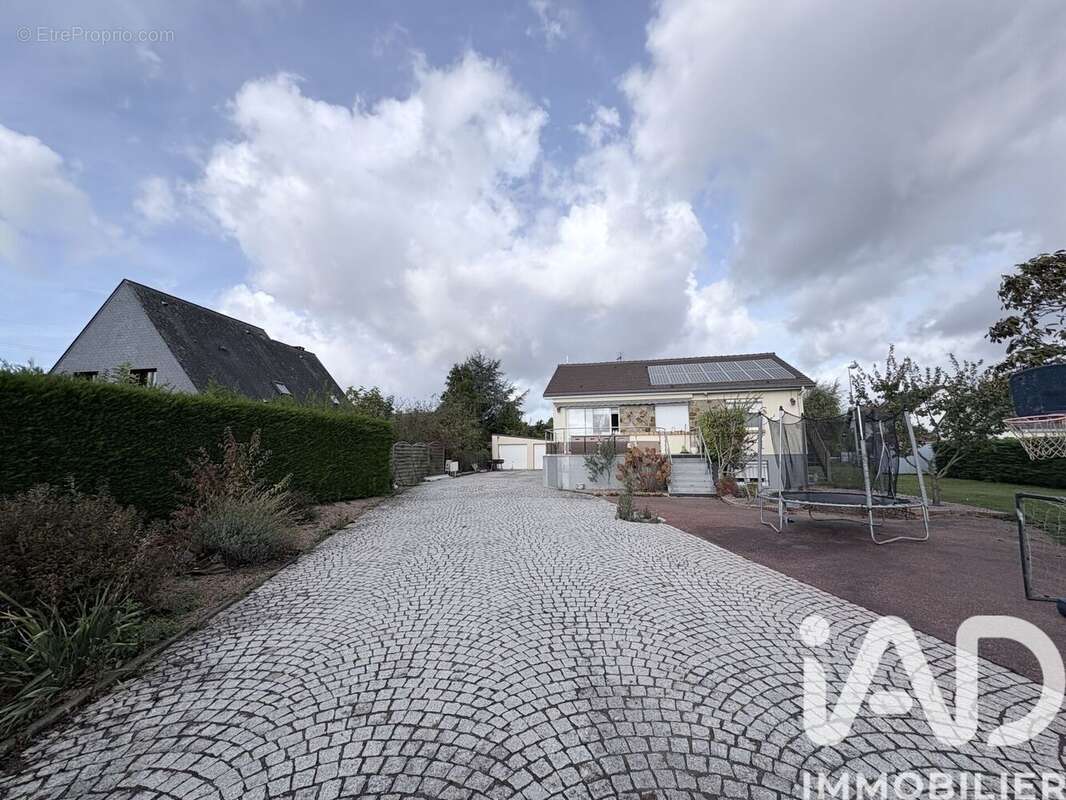 Photo 2 - Maison à GRAND-COURONNE