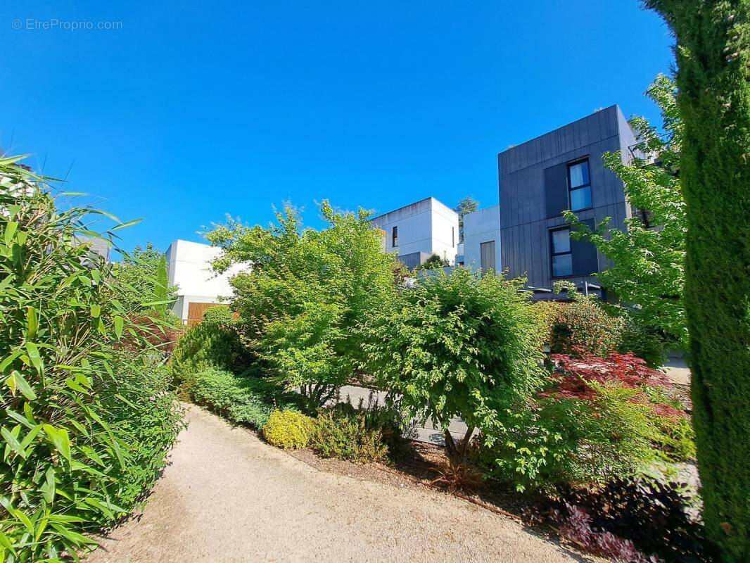 Appartement à LE CHESNAY