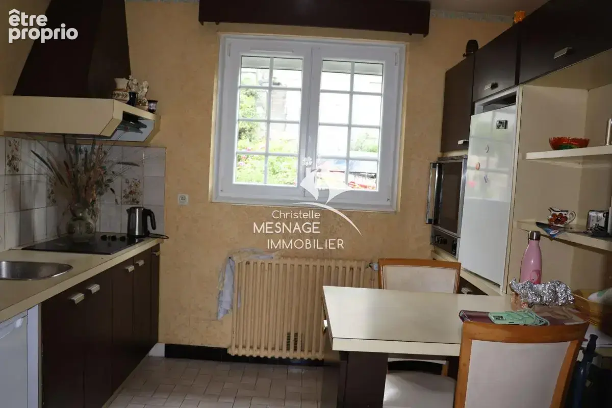 À vendre à l'agence Christelle Mesnage - DINAN centre-ville - photo 11