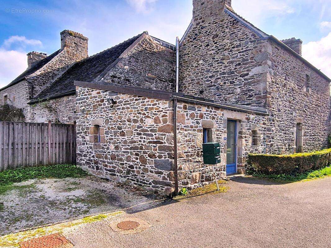 Maison à PLOUEZOC'H