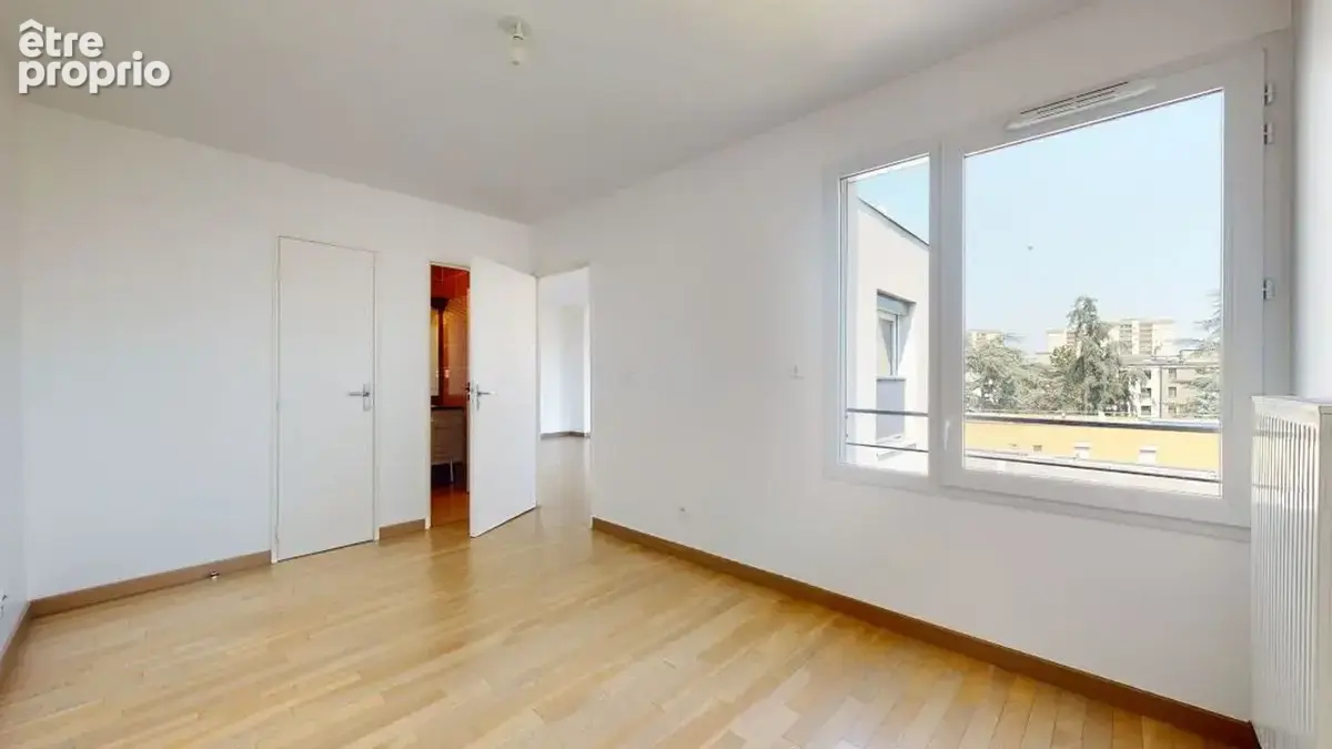 Appartement 5 pièces 115 m² à vendre à Ecully (69130) - photo 9