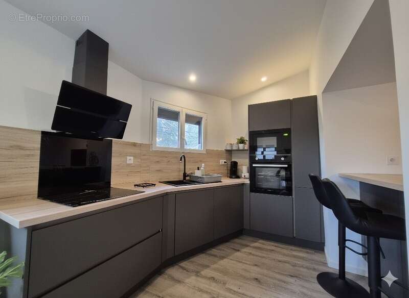 Maison à LES NOUILLERS