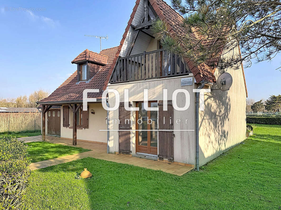Maison à AGON-COUTAINVILLE