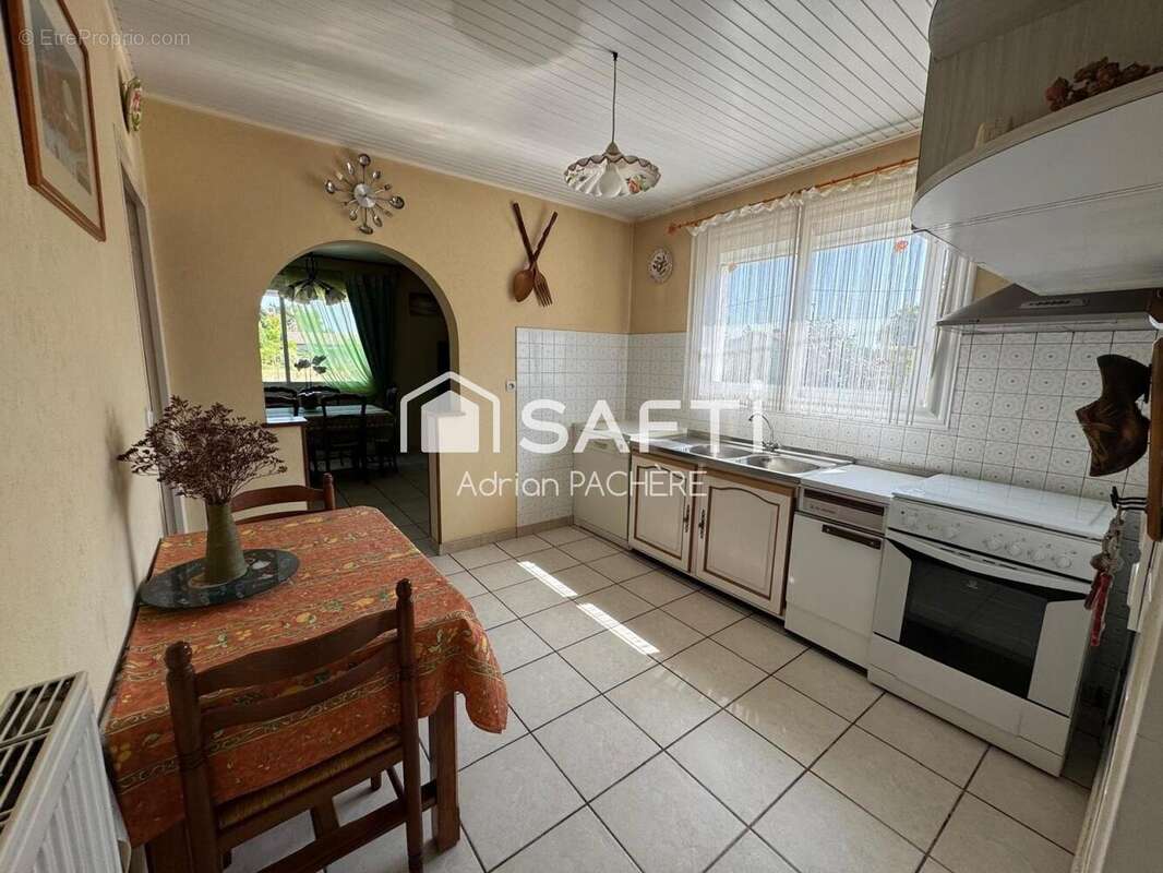 Photo 4 - Maison à TALAIS