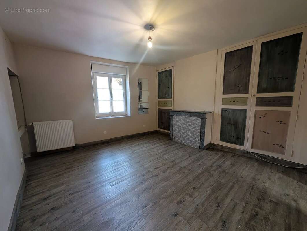 Maison à LE CHATELET-EN-BRIE