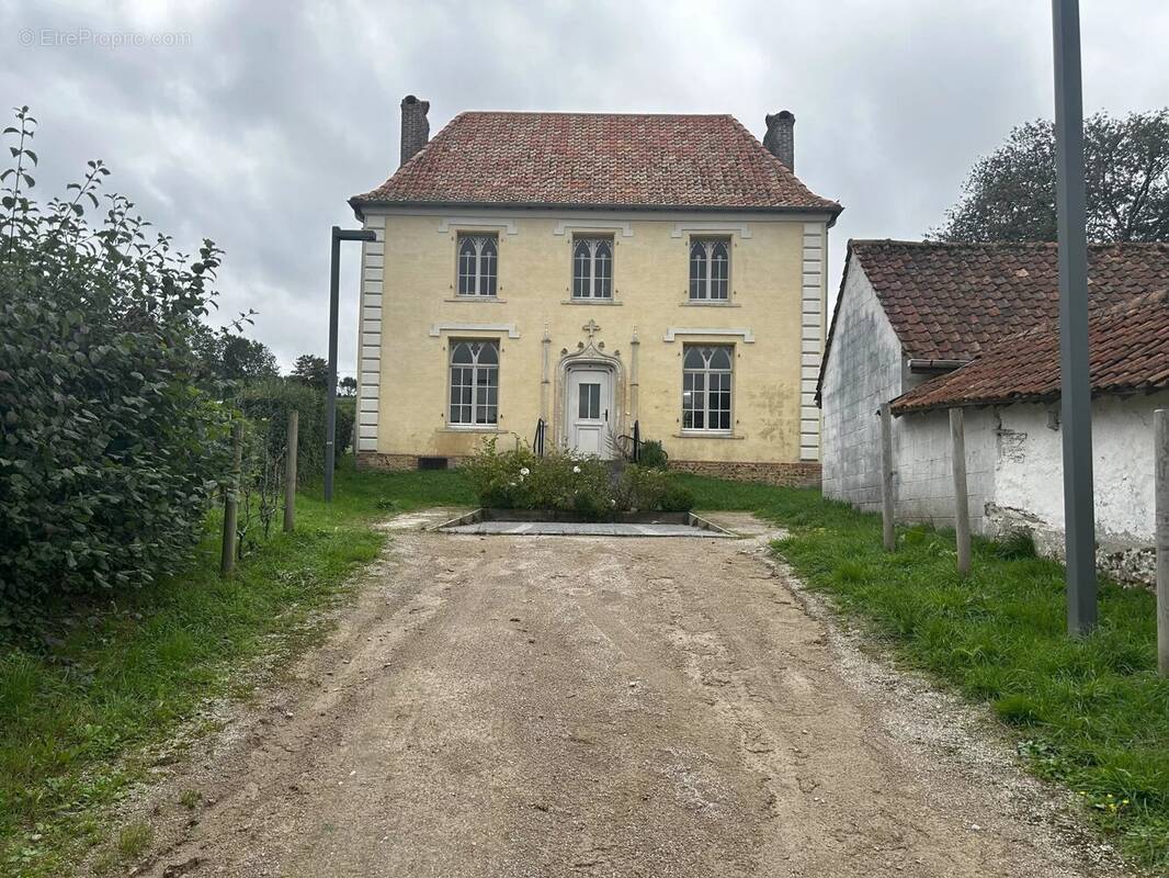 Maison à PARENTY