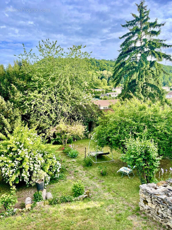 Maison à MARBACHE