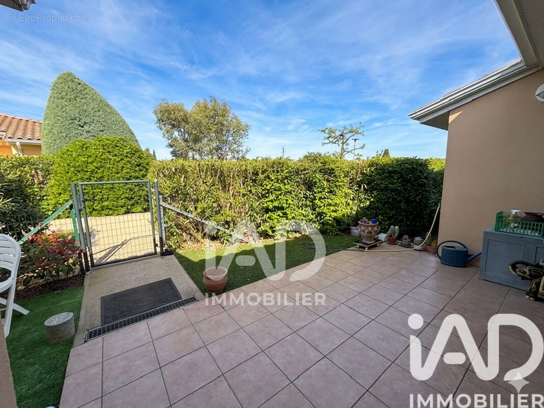 Photo 2 - Maison à JONQUIERES-SAINT-VINCENT