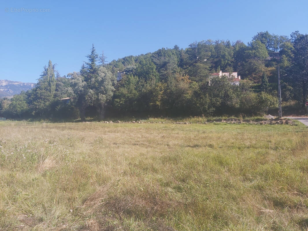 Terrain à CASTELLANE