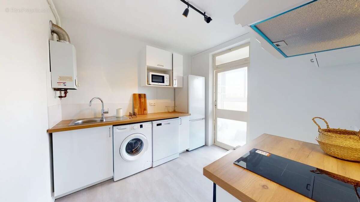 Appartement à MONT-SAINT-AIGNAN