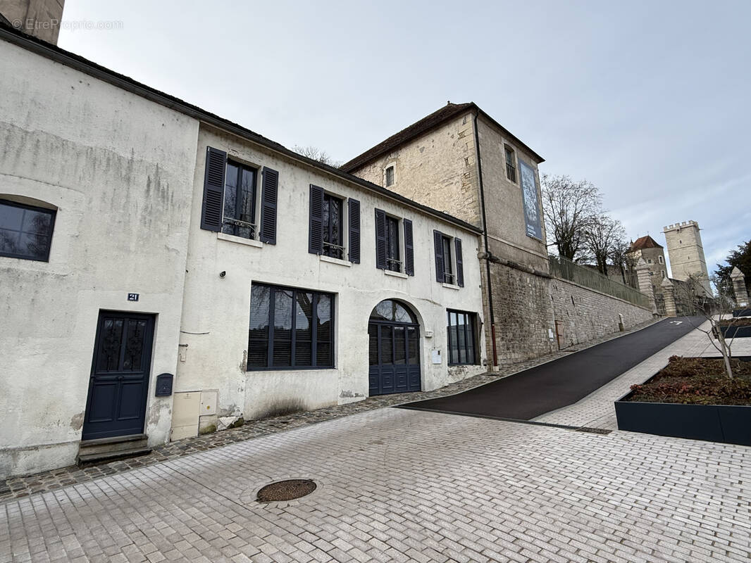 Maison à MONTBARD