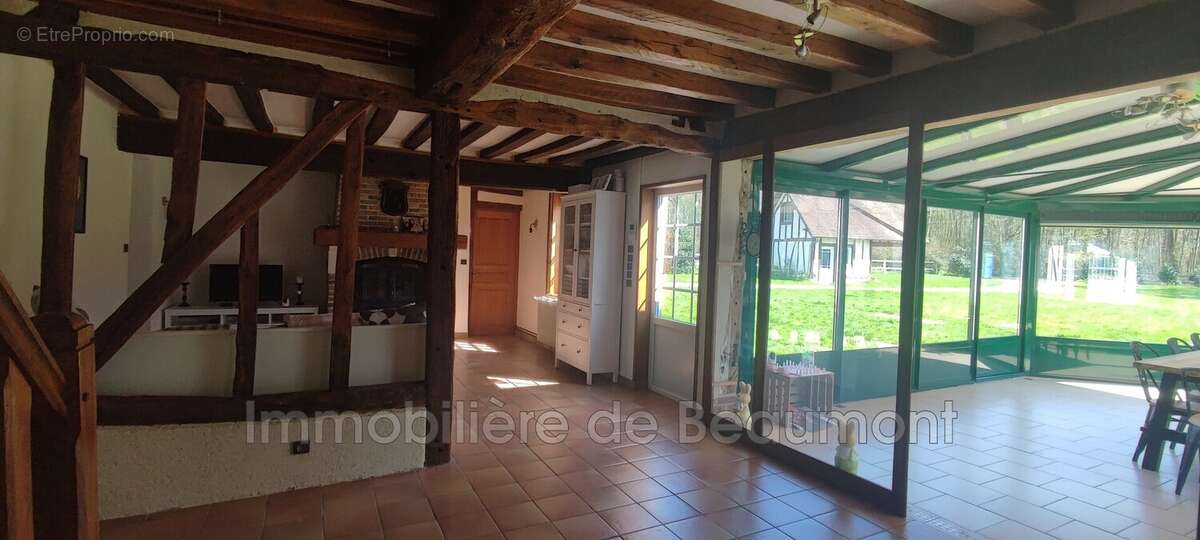 Maison à BEAUMONT-LE-ROGER