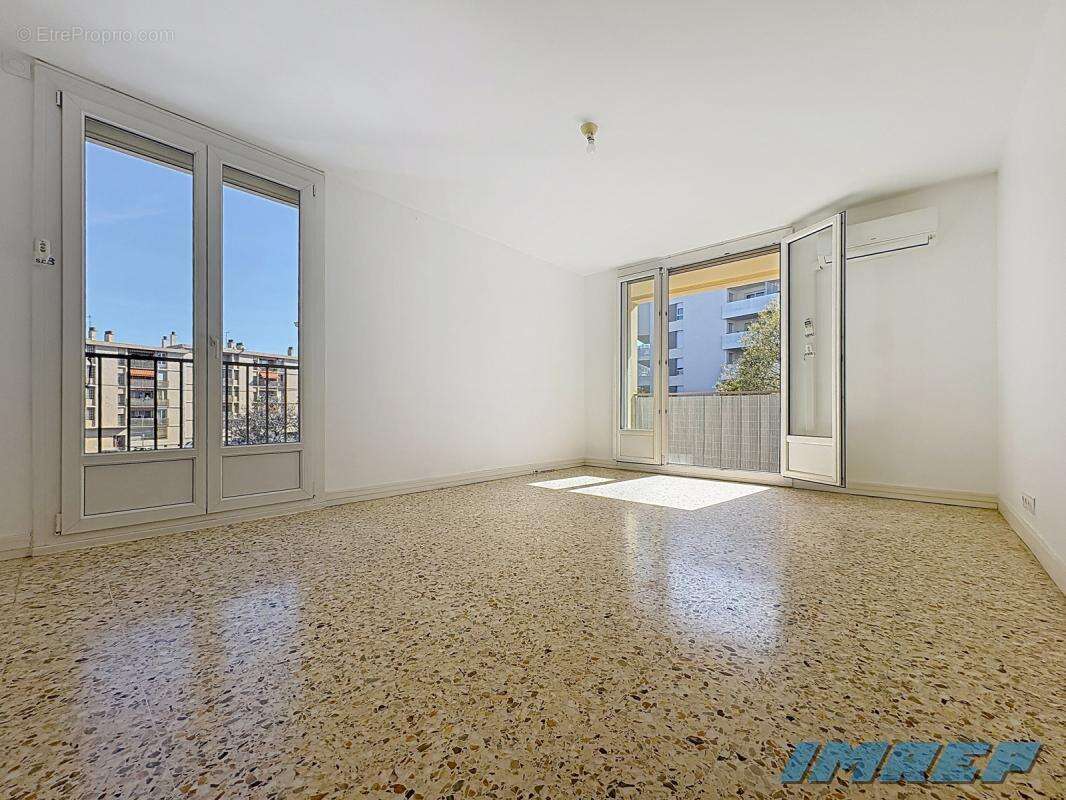 Appartement à MARSEILLE-10E