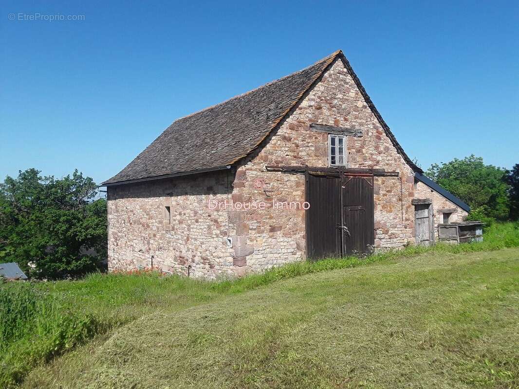 Maison à SAINTE-RADEGONDE