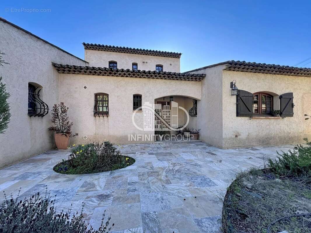 Appartement à GRASSE