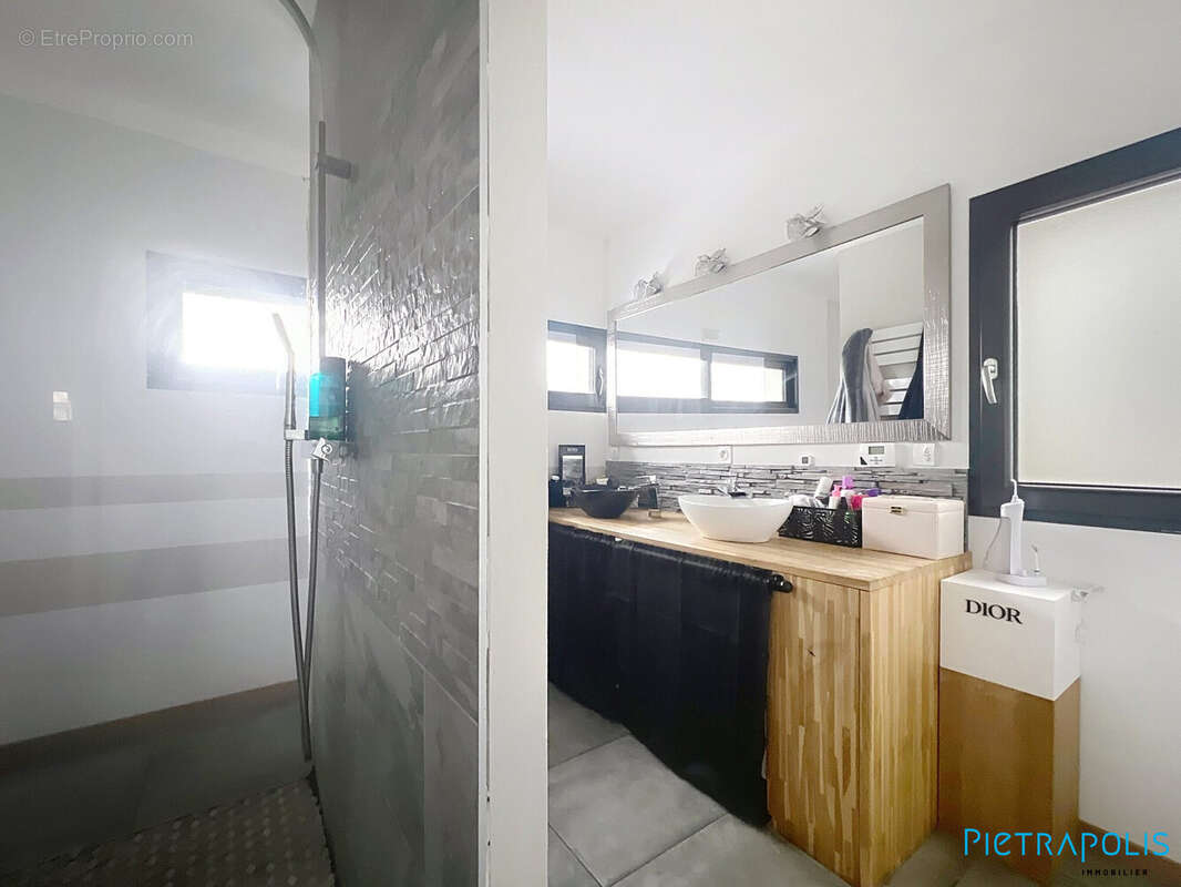 Maison à SAINT-LOUP