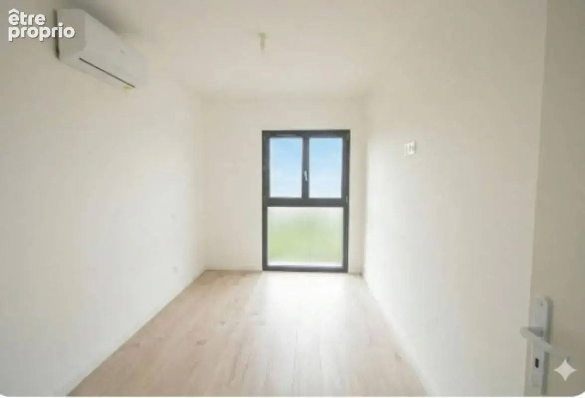 possibilité PMR - Coup de cœur à Aiserey : Villa neuve PMR, T6 RE2020 de 136m2 au calme - photo 8