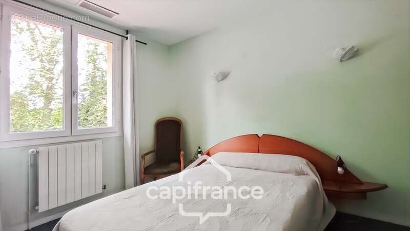 Hôtel-Restaurant - murs et fonds à vendre SAGELAT (24) - photo 19