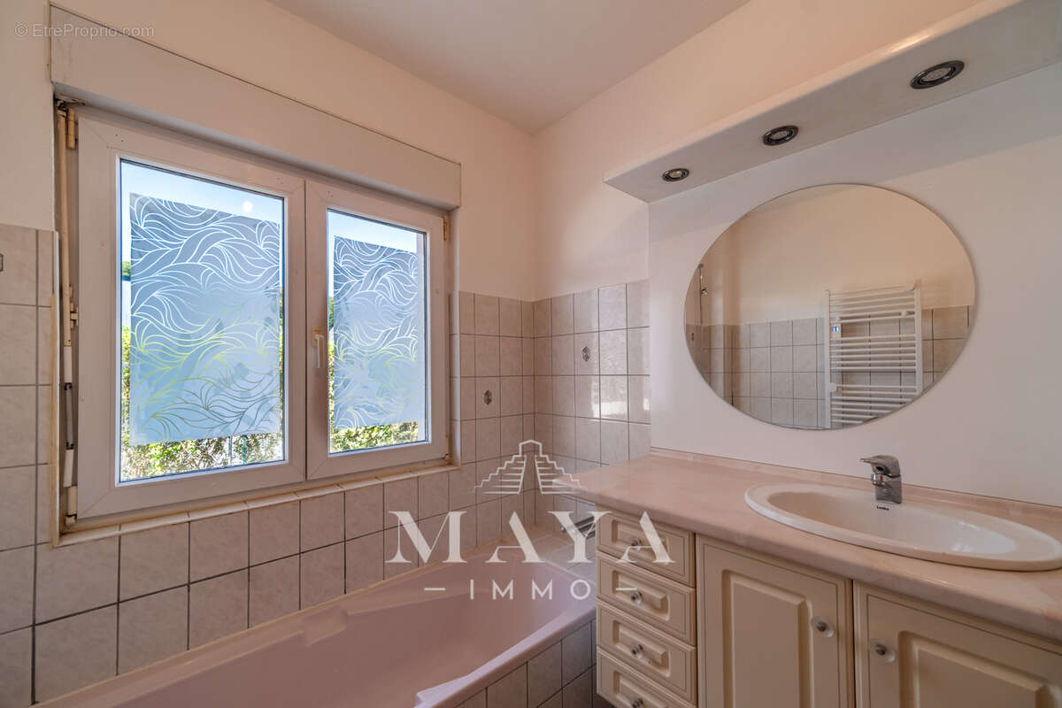 WALDIGHOFFEN, immeuble composé de deux appartements F3 - photo 8