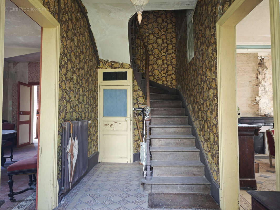 Maison à CHATILLON-EN-BAZOIS