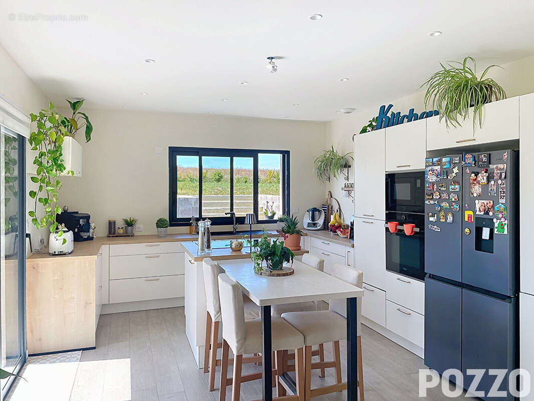A VENDRE Maison Contemporaine  de 161 m2 - photo 4