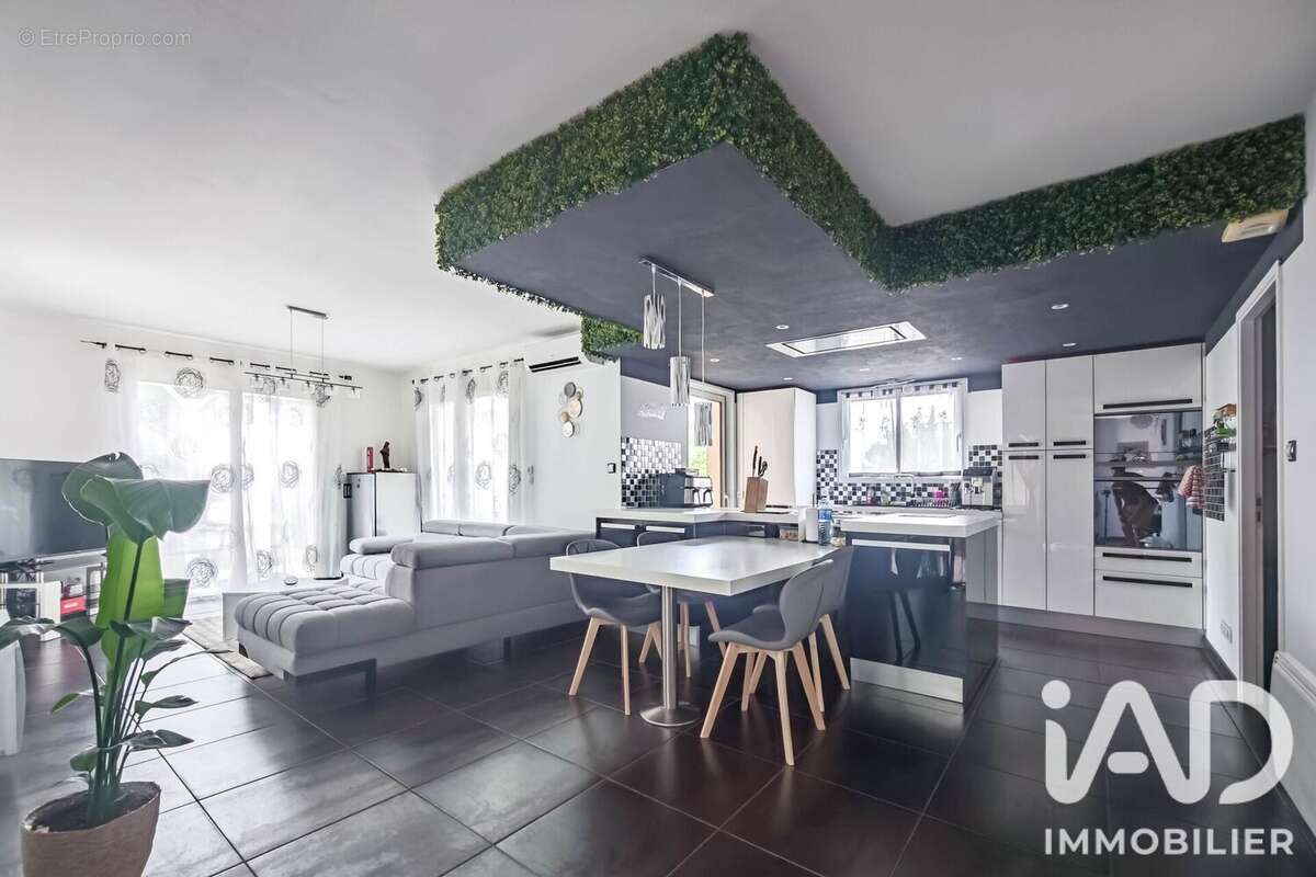 Maison 105 m² à Casteljaloux  - photo 2