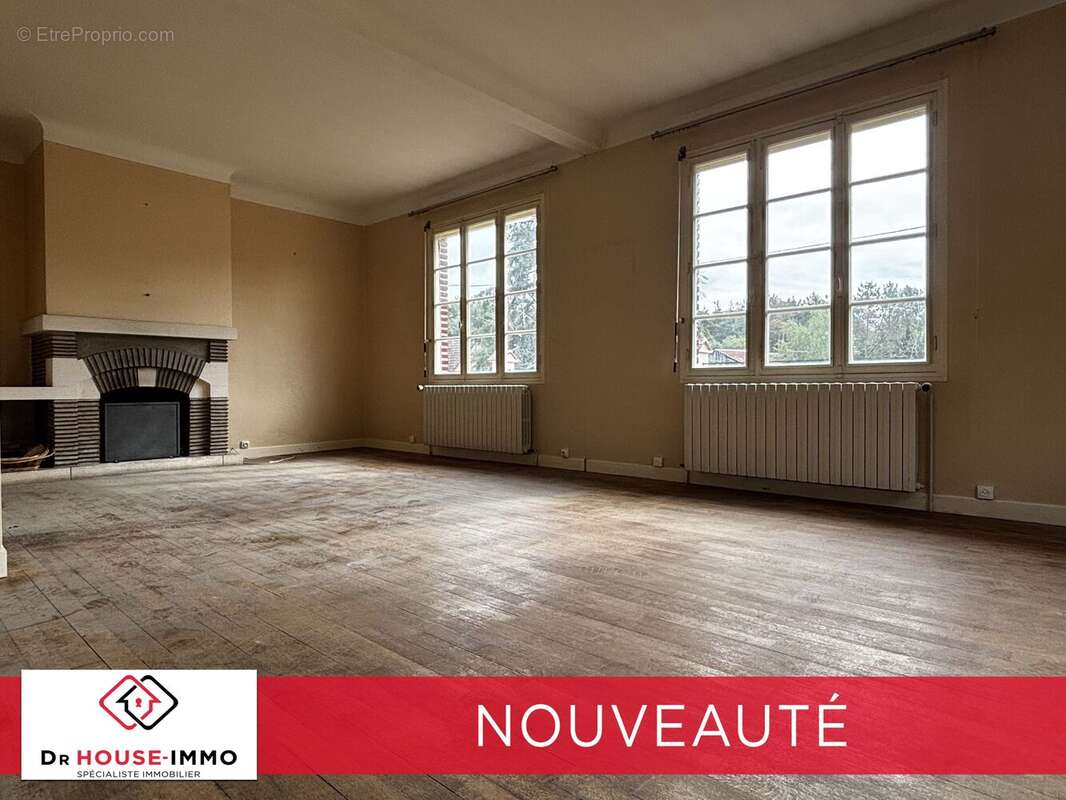 Maison à MARCILLY-EN-VILLETTE