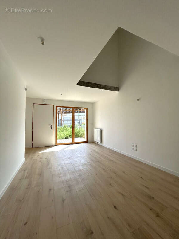 Appartement à CORNEBARRIEU