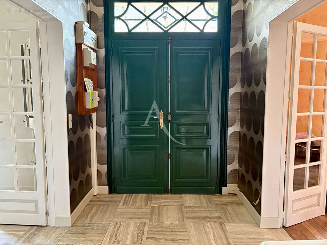 Maison bourgeoise 180 m2 - Saint-Georges sur Cher - photo 8