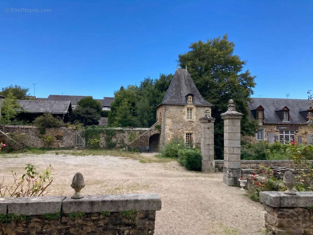 Maison à LAVAL