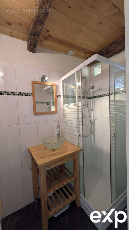 Appartement à VEYNES