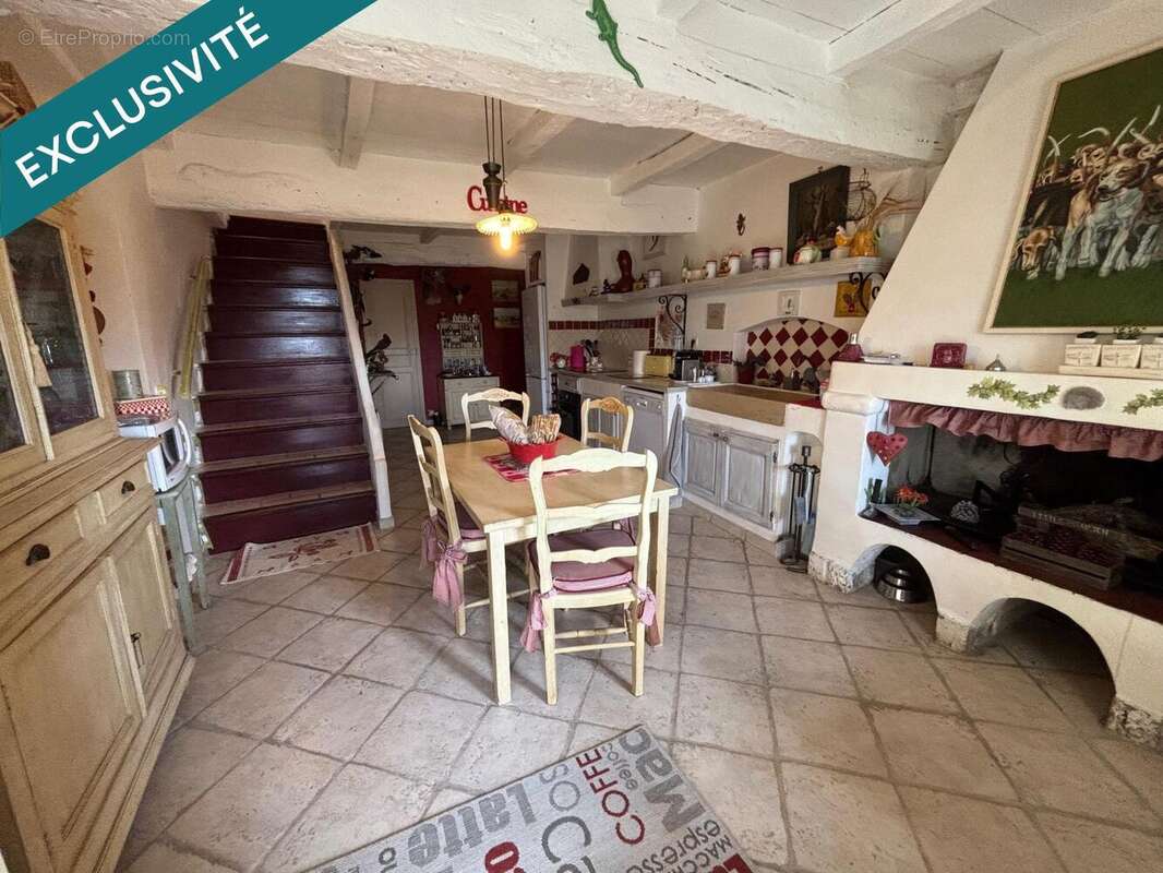 Maison 145 m² à Esparron  - photo 5