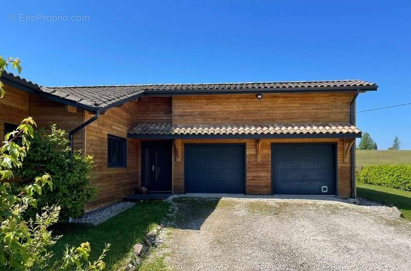 Maison à MONFLANQUIN