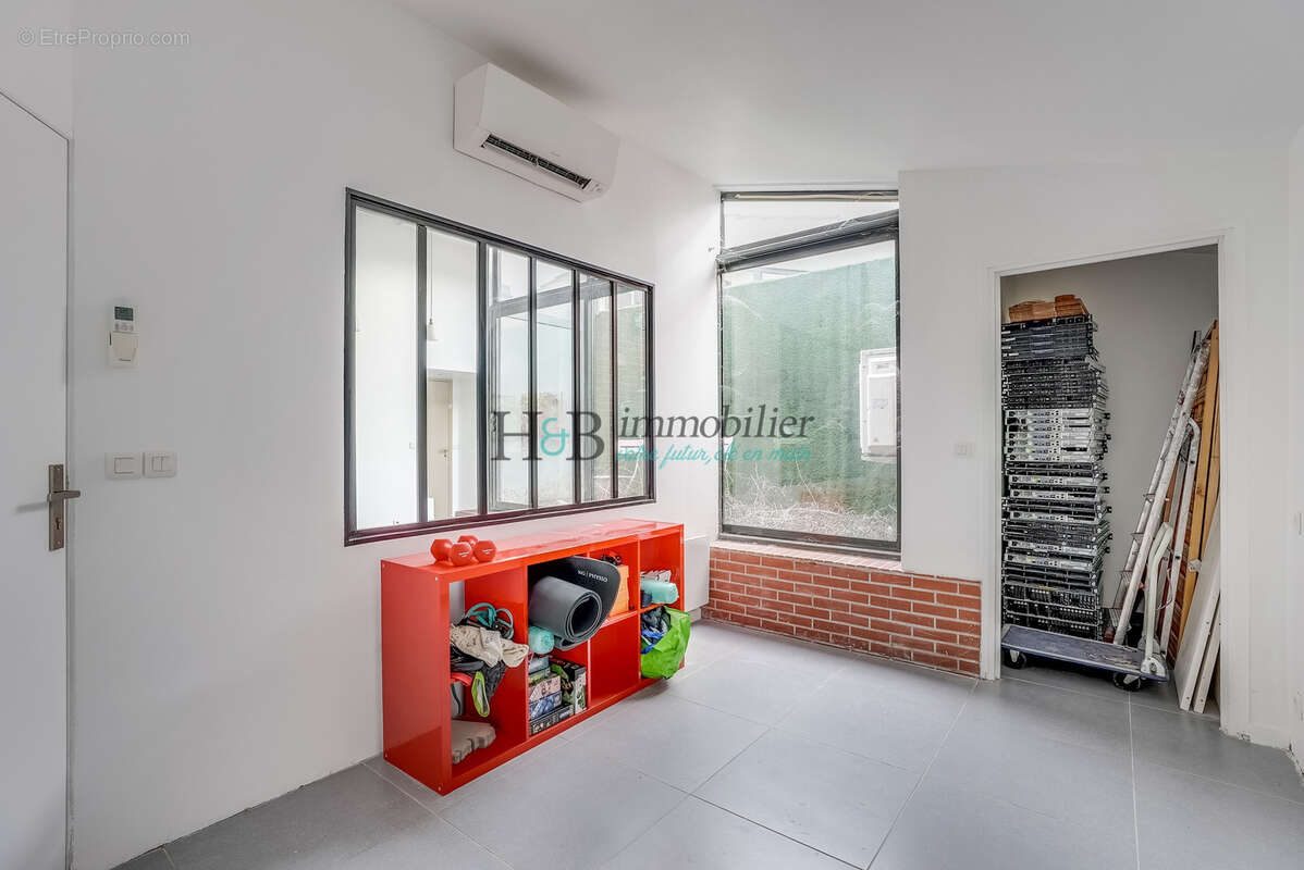 Appartement à SAINT-MAUR-DES-FOSSES