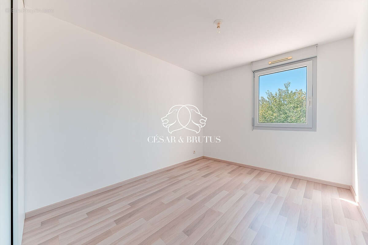 Appartement à L'ISLE-D'ABEAU