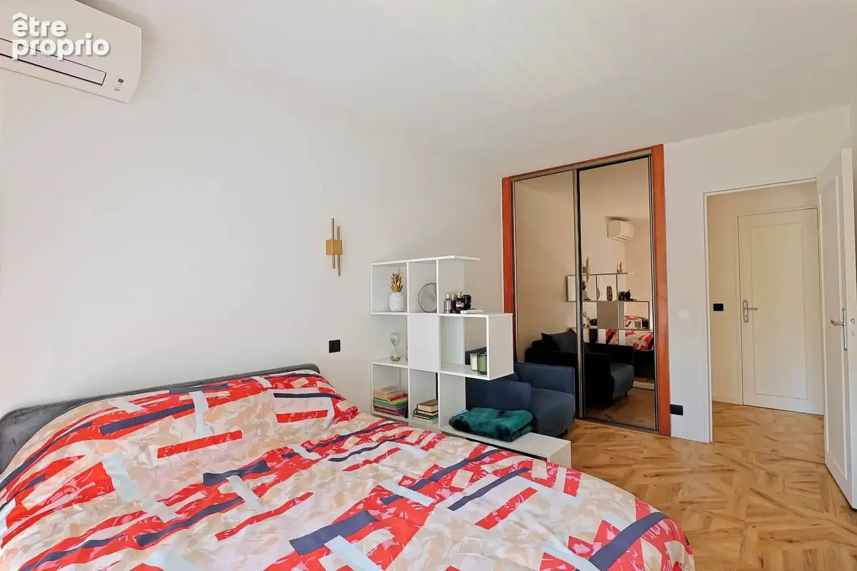 A Vendre - 2 Pièces 53m2 entièrement rénové - photo 12