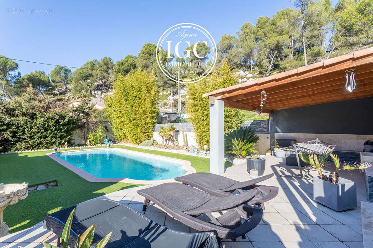 Maison à ENSUES-LA-REDONNE