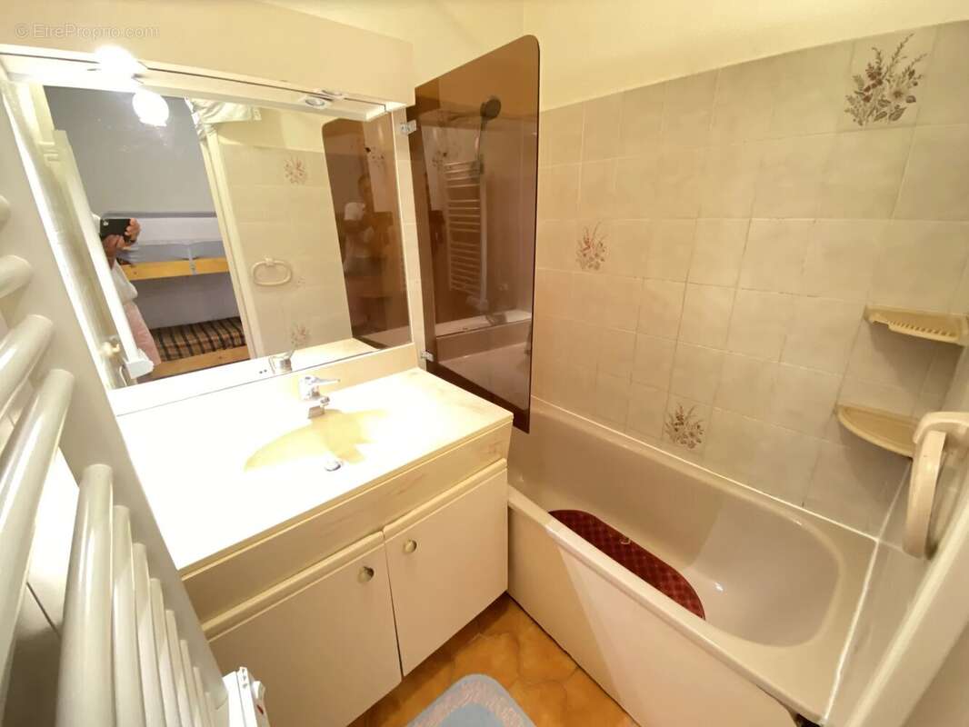 Appartement à LA LONDE-LES-MAURES