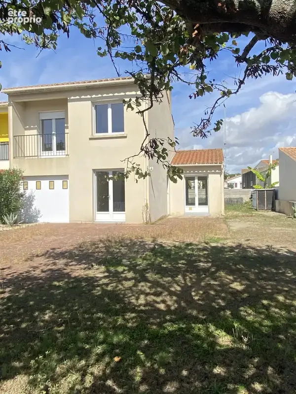 Photo Maison à Brem-Sur-Mer au prix de 221 000€