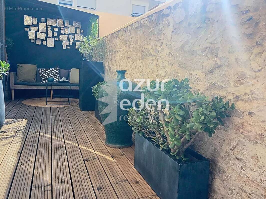 Appartement à CANNES