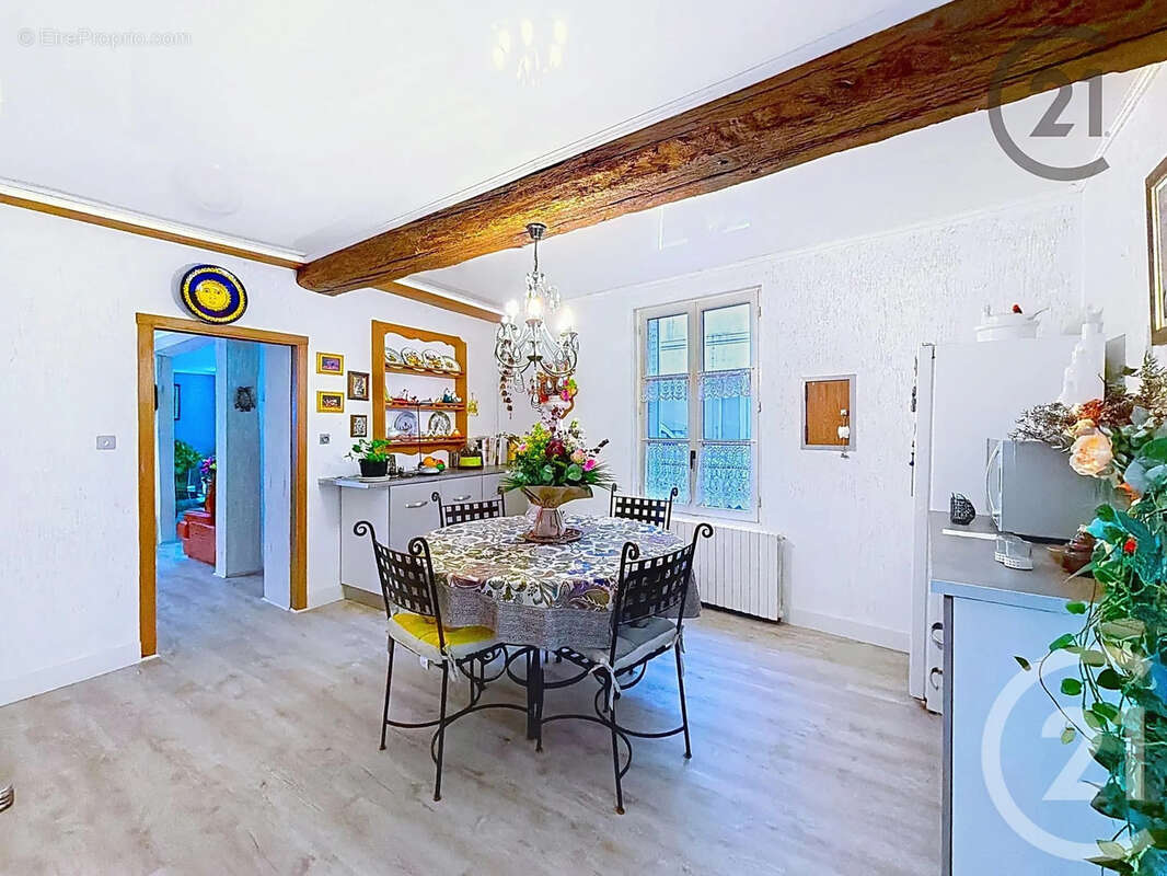 Maison à BRAY-SUR-SEINE