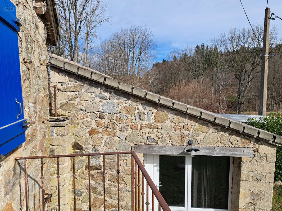 Maison à LE CHAMBON-SUR-LIGNON