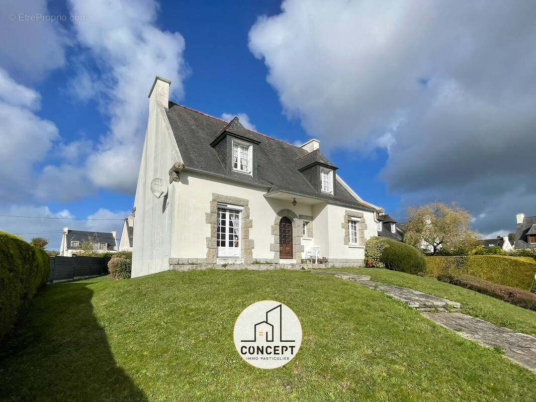 Maison à PLOUIGNEAU