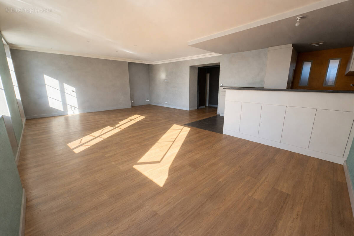 Appartement à LES HERBIERS