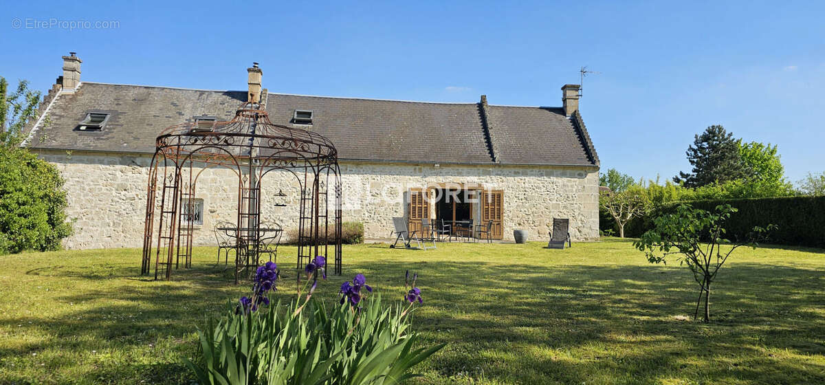 Maison à CUISY-EN-ALMONT