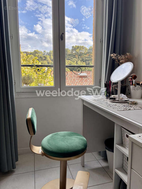 Appartement à JOUQUES