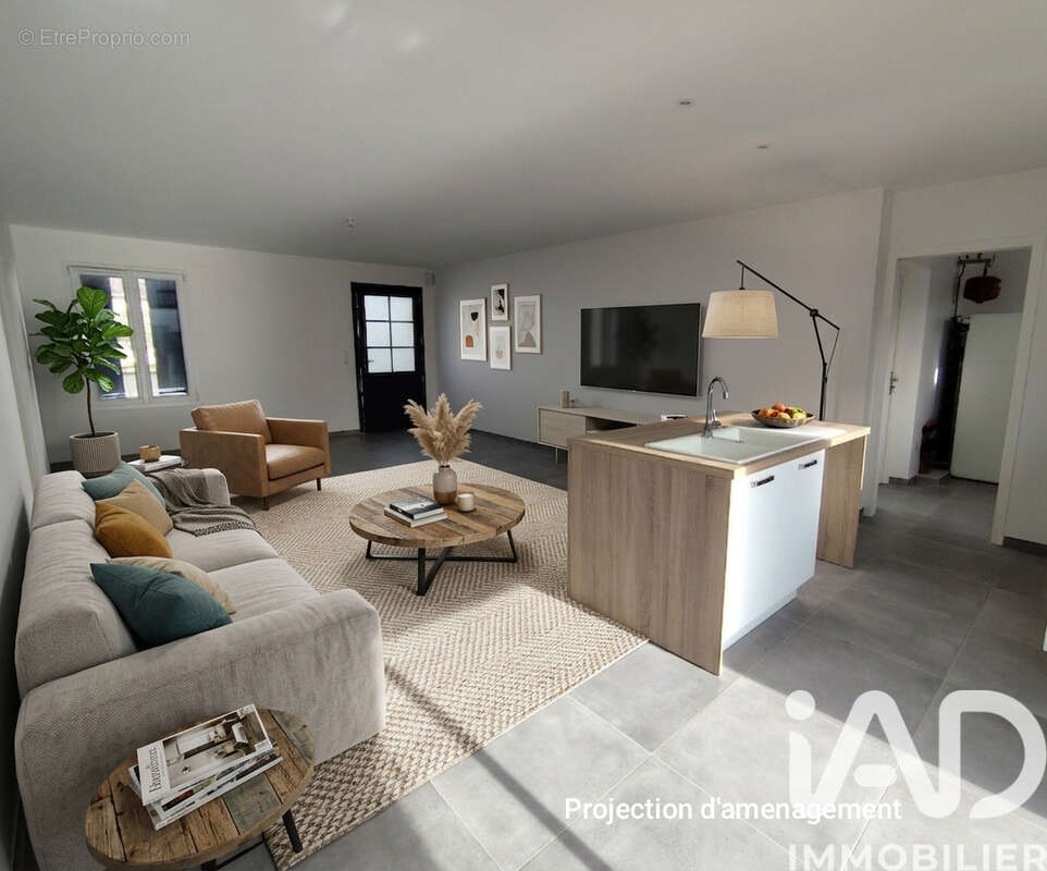 Photo 3 - Maison à VOUILLE