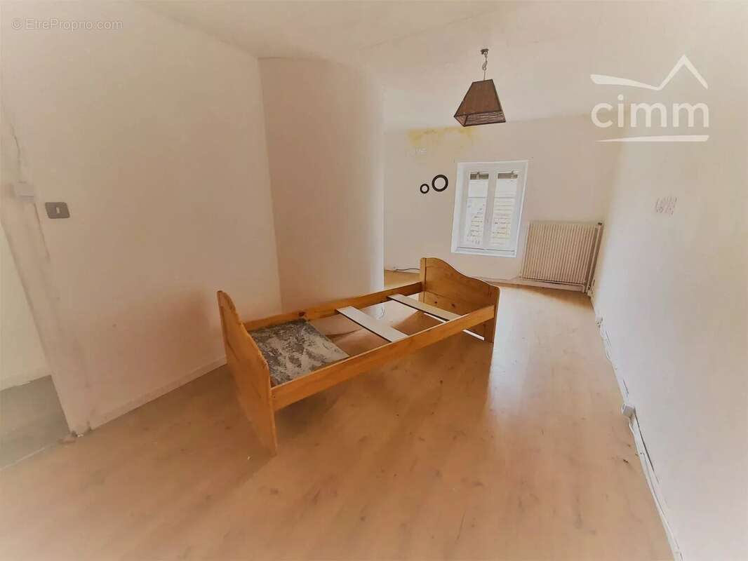 Appartement à LA TOUR-DU-PIN